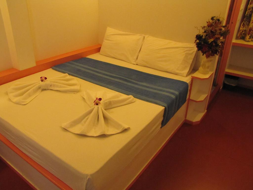 Mod Guesthouse Хуа Хин Стая снимка